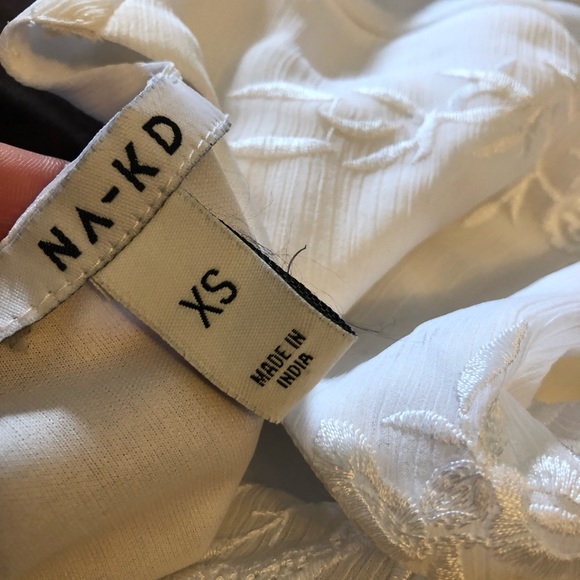 Lace romper - Picture 2 of 4